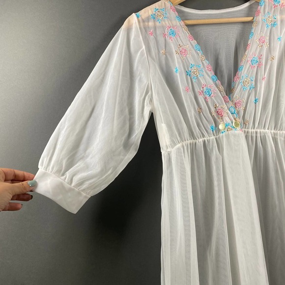 Hamilton Vintage Sheer Embroidered Robe Jacket - Picture 5 of 11
